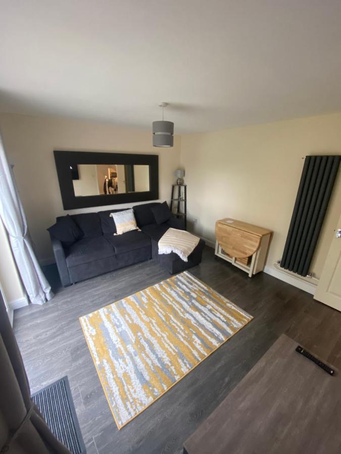 Lovely 1-Bedroom Apartment With Garden And Parking Stone  Extérieur photo